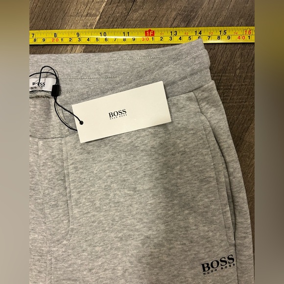 🆕 HUGO BOSS Boys Classic Sweatpants With Logo🆕 - Picture 8 of 10